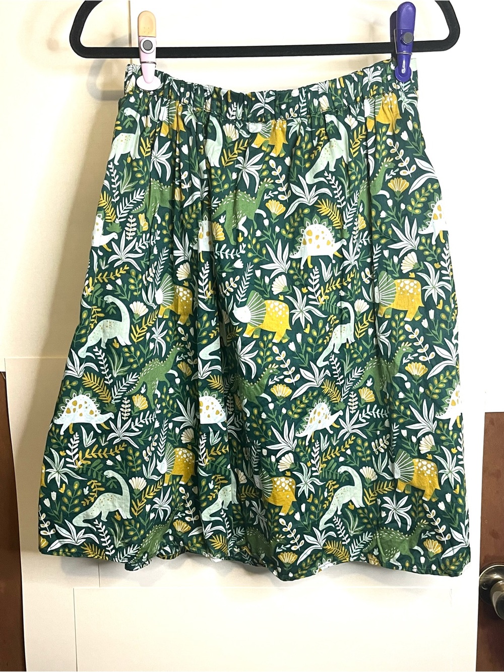 Modcloth Women’s Size S Lightweight Cotton Green Floral Dinosaur A-Line Skirt - Picture 2 of 8